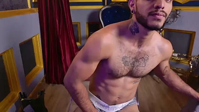 XXX chat uživo modela JuanBlade