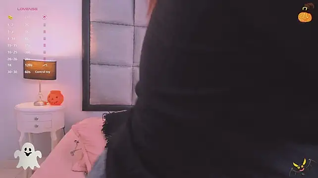 Valerykingsleyy - SPANK ASS NAKED 🍑😈