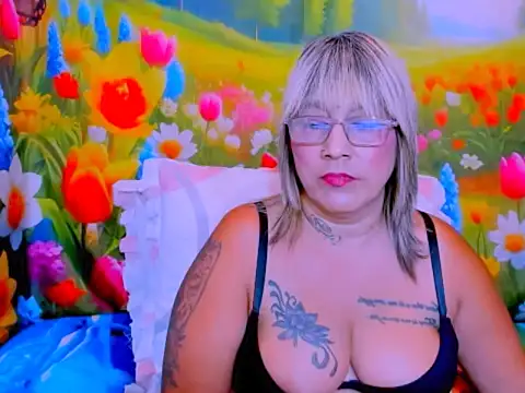 indianroxy Chat XXX in diretta