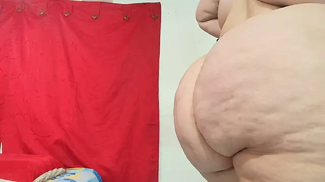Dominant_hipss - MY BODY IN OIL