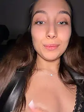 ICrazyOneIRL's Webcam Show