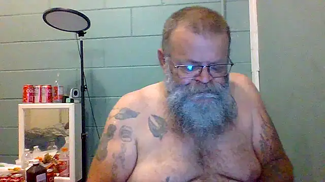 Chat +18 de justm68 ao vivo
