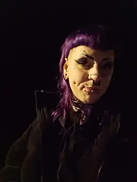 Czat XXX na żywo – Purple_Coffin666