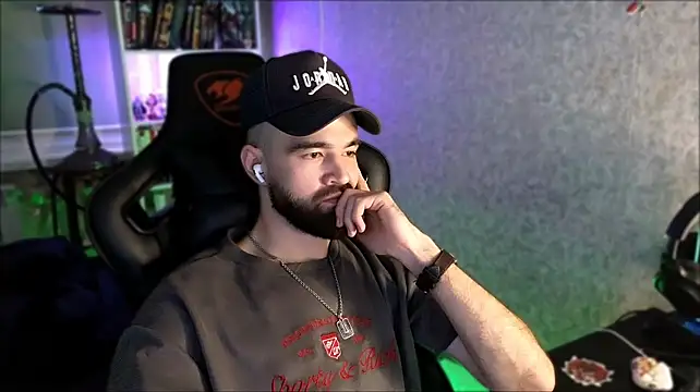 Онлайн чат XXX _Serious_Man