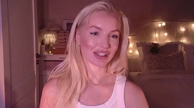 MauiBee Chat XXX in diretta