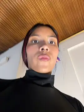 Sofii_leon's Live XXX Chat
