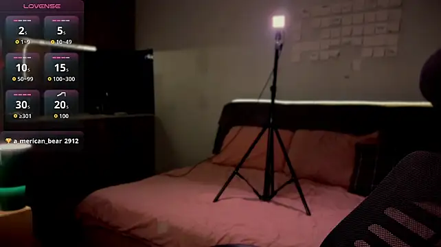 Leonnextdoor webcam show