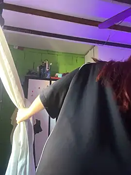Hellochula777 - Show bien mojada