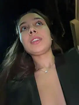 XXX chat uživo modela ICrazyOneIRL