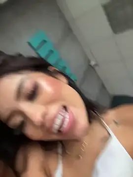 MystiqueXXX - FUCK MY PUSSY WITH DOMI!! 😈🔥