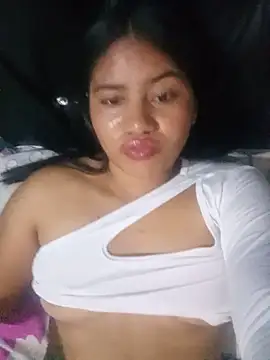 LaidlowEarshot Show in webcam