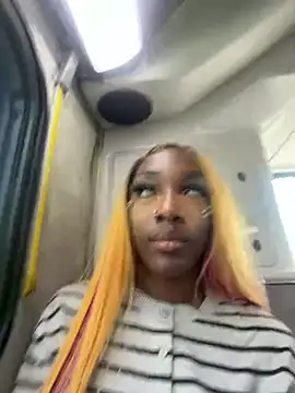 Loopsies' Live XXX Chat