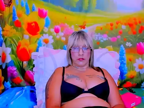 Živý XXX chat indianroxy