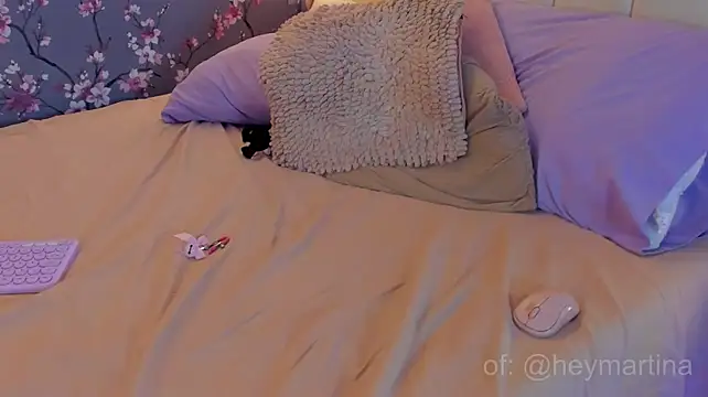 Martinaaricci - RUB MY PUSSY