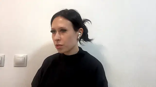 AteEtonian - eye contact 1min