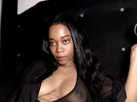 Cattaleen's Live XXX Chat