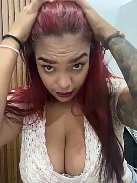 Sara-77 - HOT FINGERING RIGHT IN THE PUBLIC !!!