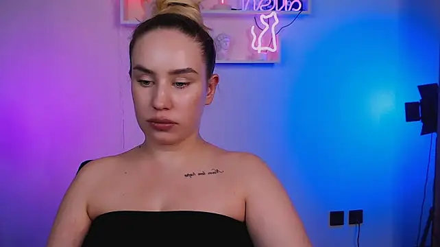 צ'אט XXX בשידור חי של asol_muah