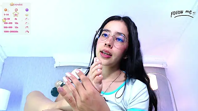 Laraa_jeean - 2 fingers in my ass