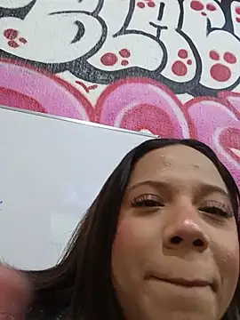 ZaraBlazze1 - Bounce your ass for me on camera