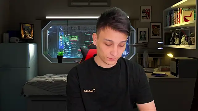 Justin_time111: онлайн-секс-чат
