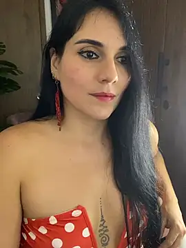 Miaswwe Adlı Modelin Canlı XXX Sohbeti