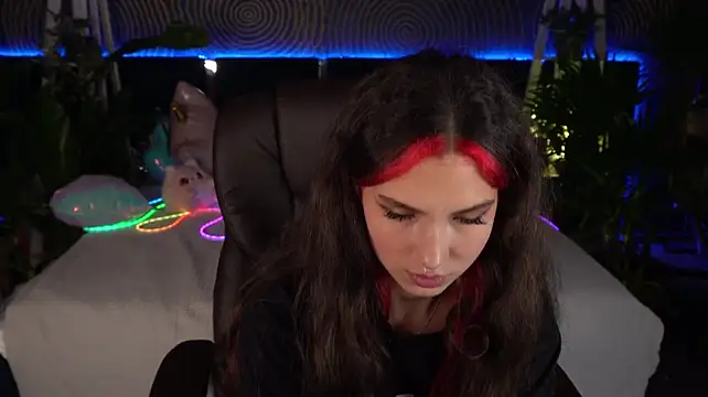 צ'אט XXX בשידור חי של BabyFlowerr