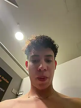 yoursexyjose Webcamshow