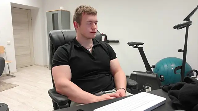 Онлайн чат XXX Richard_Dullas
