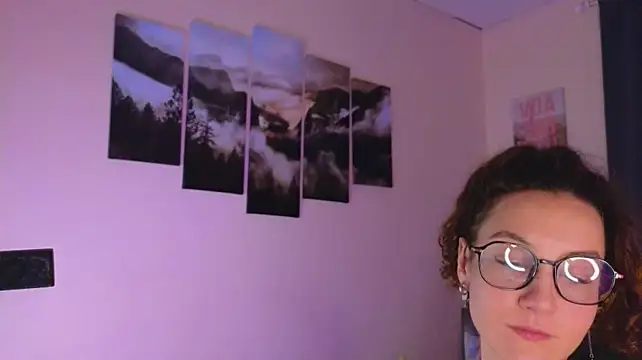 Chat XXX en directo de laracroftmansion