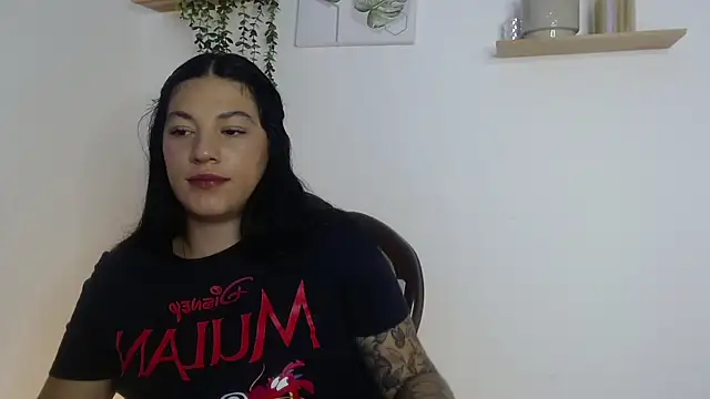 Chat XXX en directo de Leena_rose