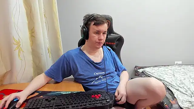 צ'אט XXX בשידור חי של iliaskrislove