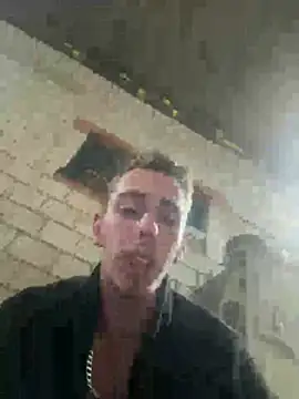 viktorhorny05's Live XXX Chat