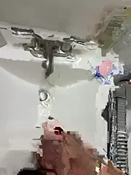 leo_0222's Live XXX Chat