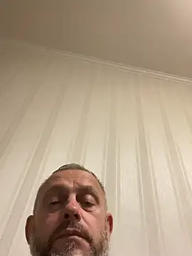 Frosl – Naživo XXX chat