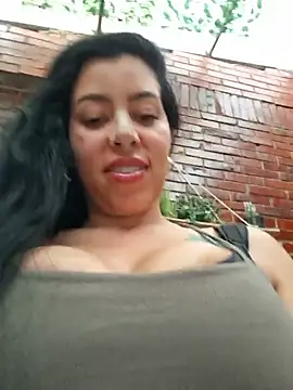 Luianna 现场XXX聊天