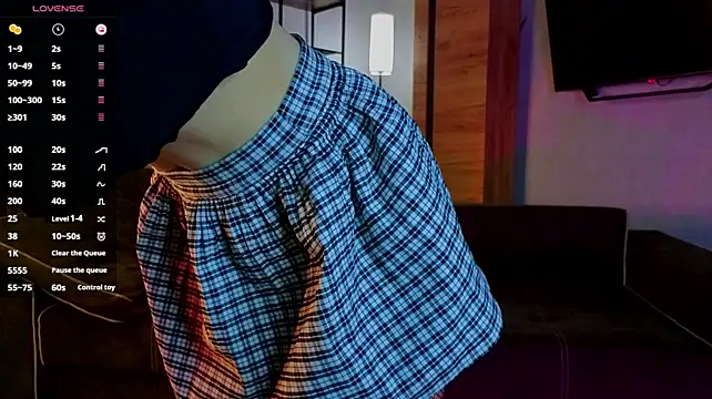 แชท XXX สดของ NerixalVire