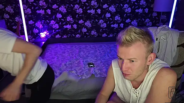 Chat XXX en directo de Vuitton
