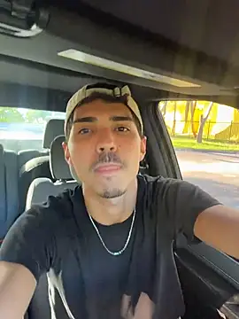 Živý XXX chat WavyAlloy30