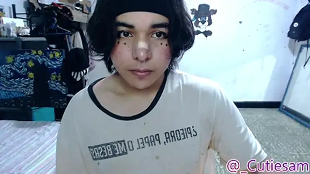 צ'אט XXX בשידור חי של Cutie_Sam
