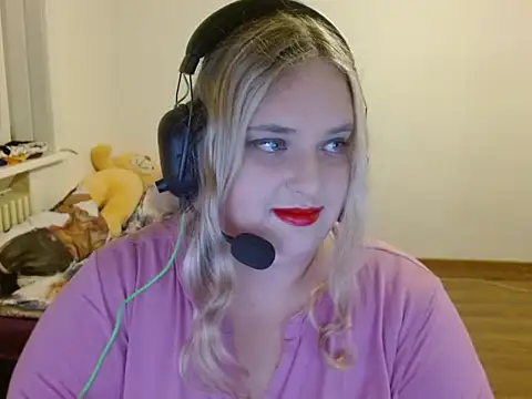 Chat +18 de KitsuneAiko ao vivo