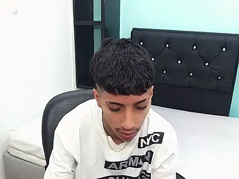 Chat XXX ao vivo de brayan__hot__