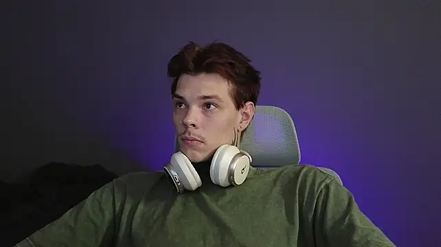 XXX chat uživo modela DENIS_HERE