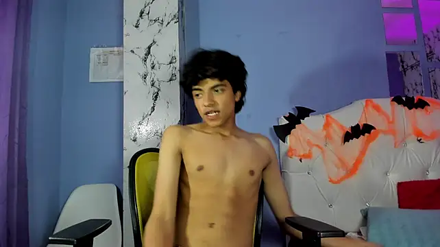 Chat +18 de Kitten_blue ao vivo