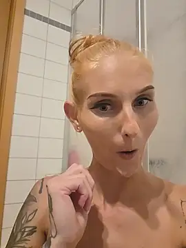 XXX chat uživo modela LessiaMia