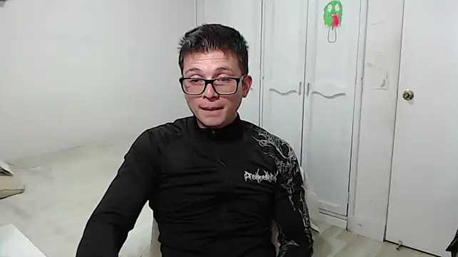 MathewCollin 即時 XXX 聊天