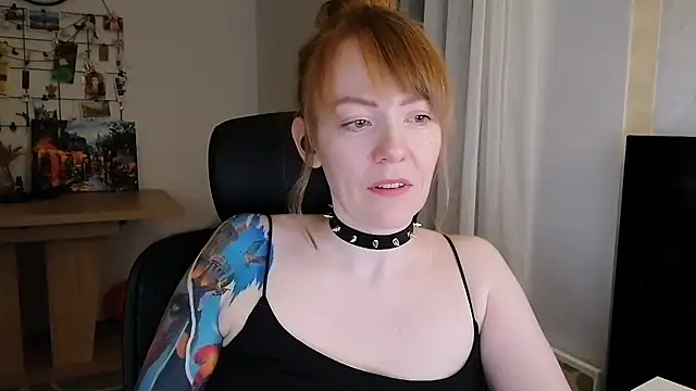 Chat +18 de Aurora_Velvett_ ao vivo