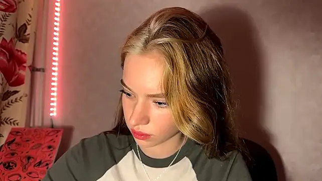 Chat +18 de LydaDrozdenko ao vivo