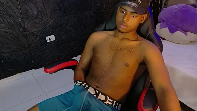 joel_embid – Naživo XXX chat