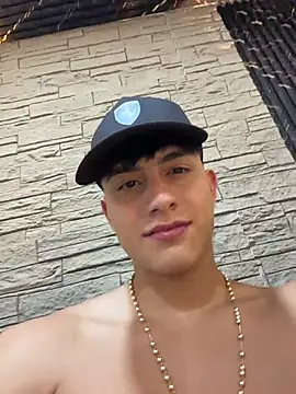 צ'אט XXX בשידור חי של Lander_Cruz